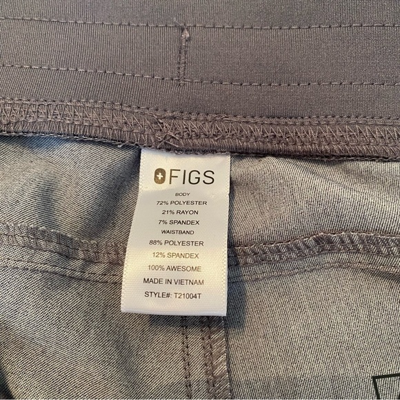 Figs Kade Utility Pocket Gray Scrub Pants - Large Tall - Picture 9 of 16